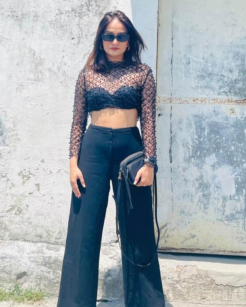 Black sheer top - GPLT