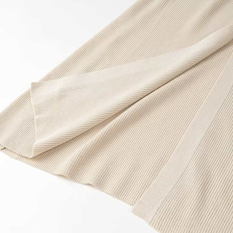 Classic sleeveless Dress