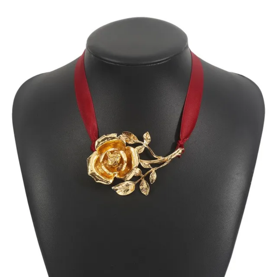 Big Rose Pendent Choker