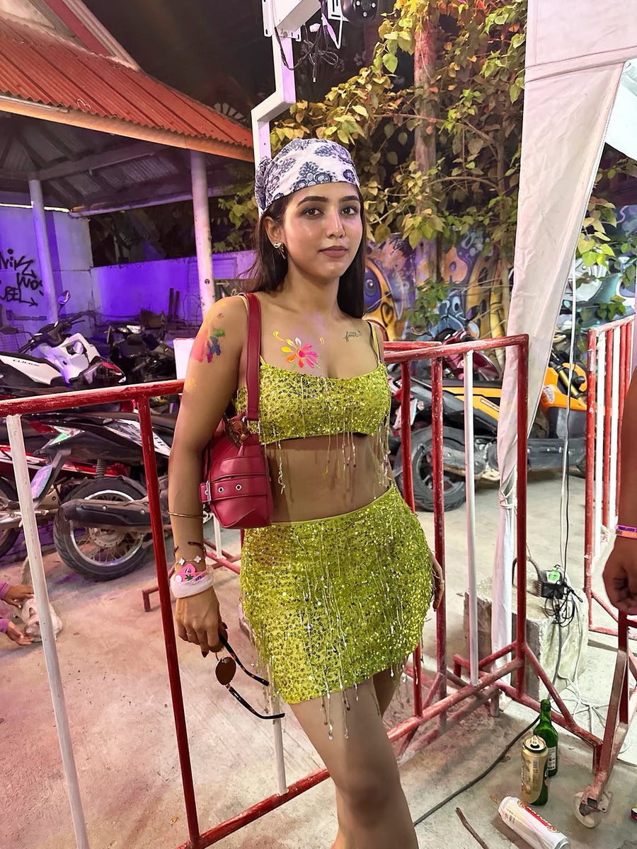 Glittering tropical set