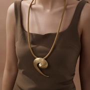 Simple Retro Pendent