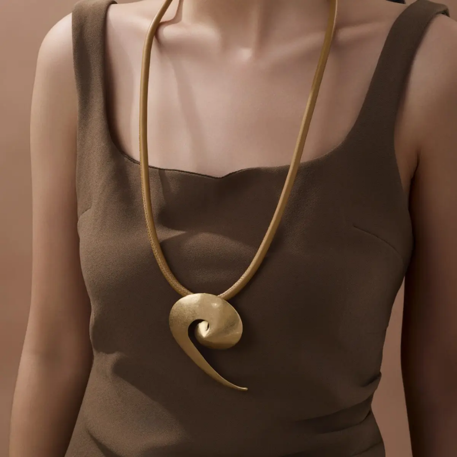 Simple Retro Pendent