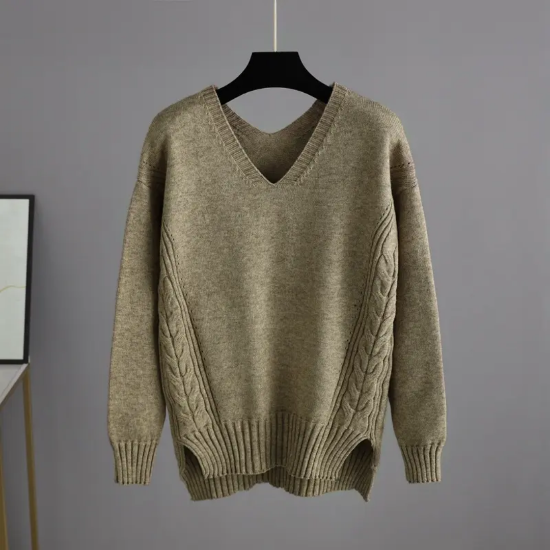 Green sweater with Trouser