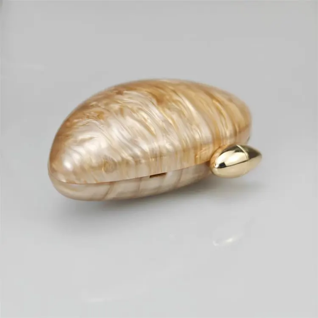 Elegance white Clutch