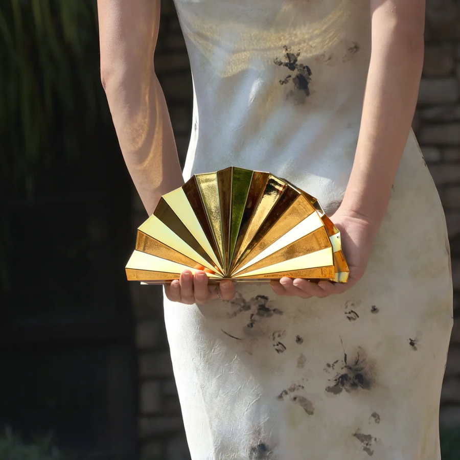 Fan Shaped Clutch